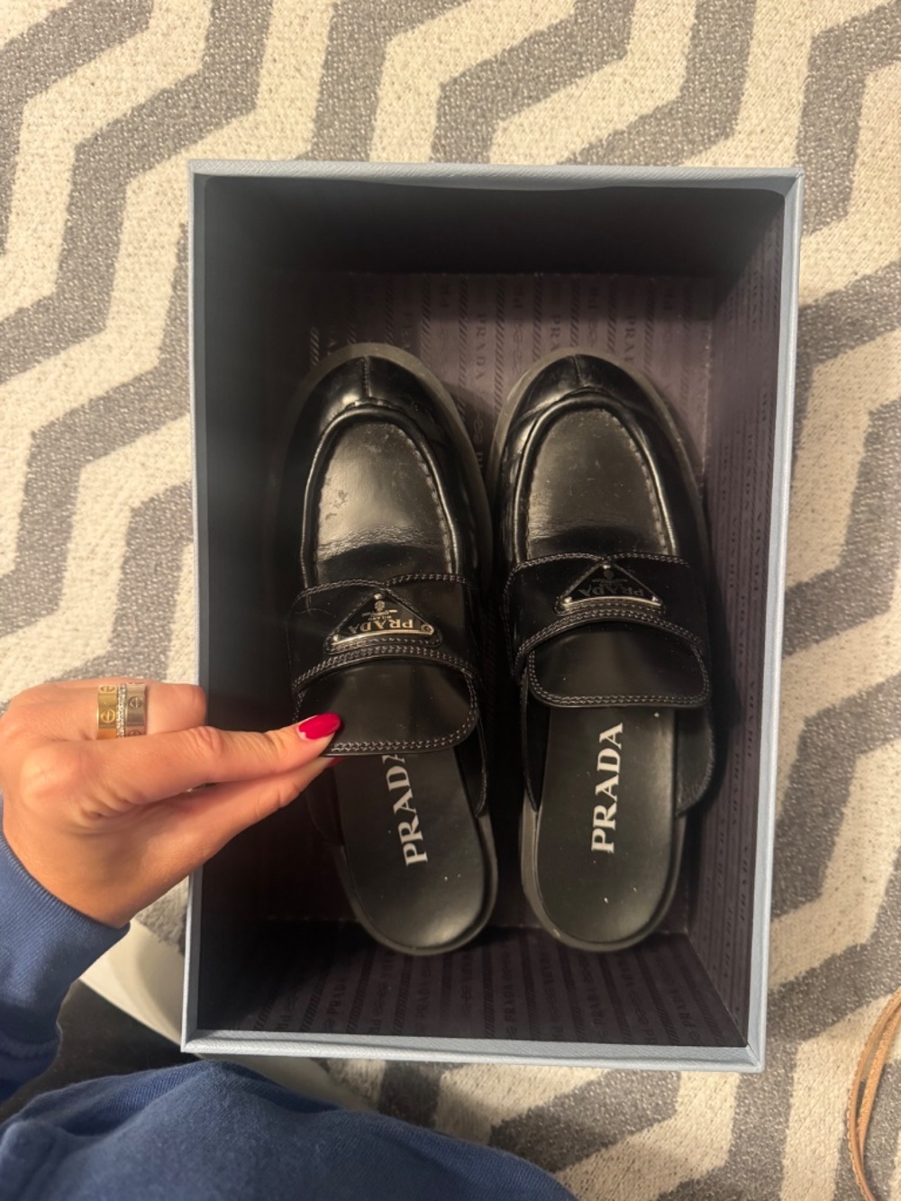 Prada loafers - Picture 3 of 5
